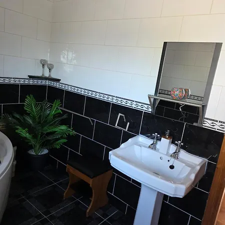 The Front Bed and Breakfast Γουέξφορντ